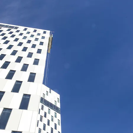 Clarion 4*